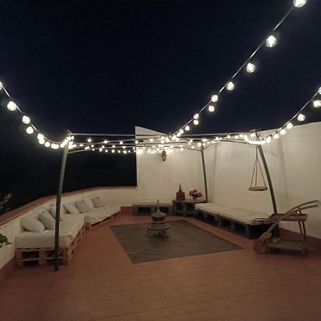 Casa Vacanze Noemi Рипосто Экстерьер фото